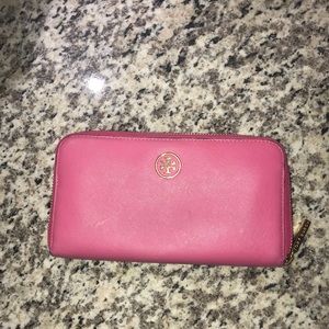 Tory Burch wallet